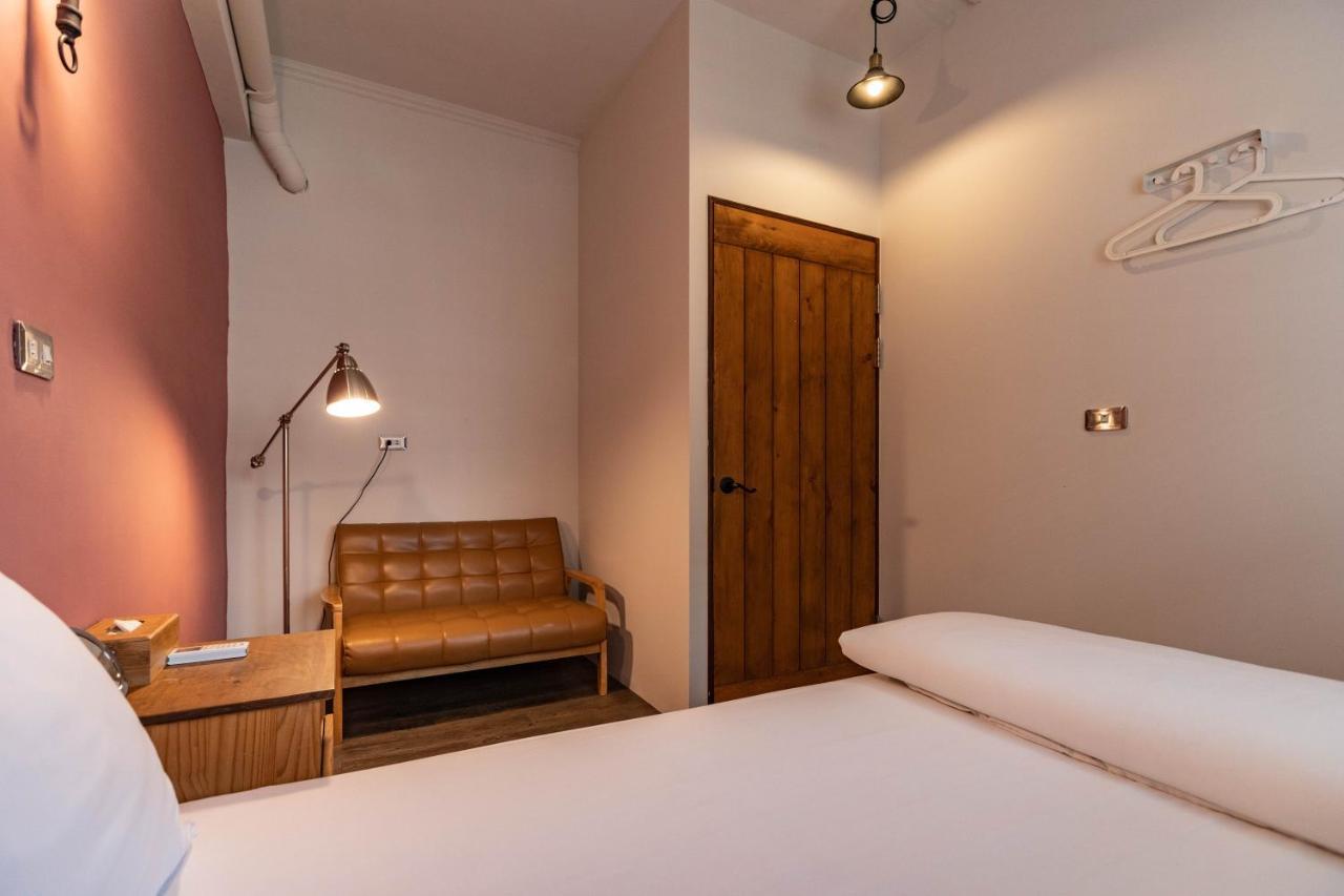 Cozy House Hostel Kota Hualien Bagian luar foto