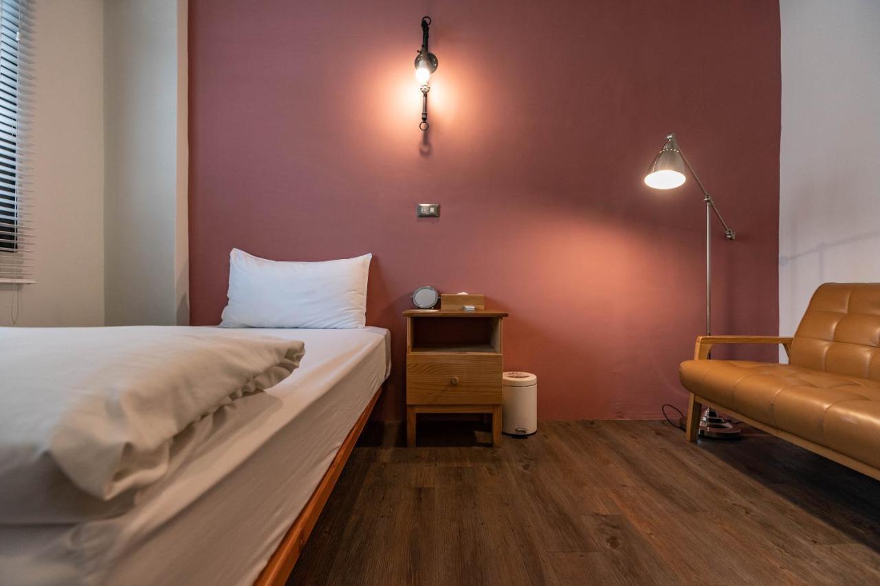 Cozy House Hostel Kota Hualien Bagian luar foto