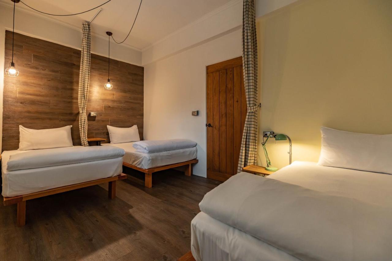 Cozy House Hostel Kota Hualien Bagian luar foto