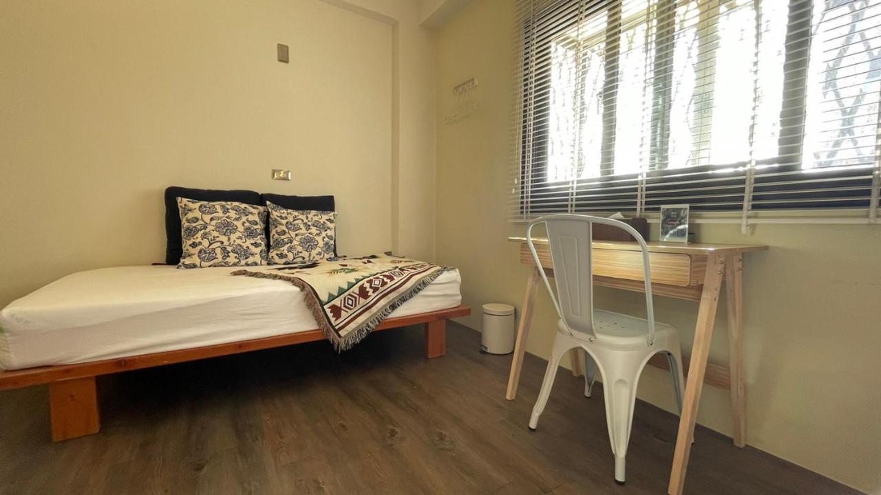 Cozy House Hostel Kota Hualien Bagian luar foto