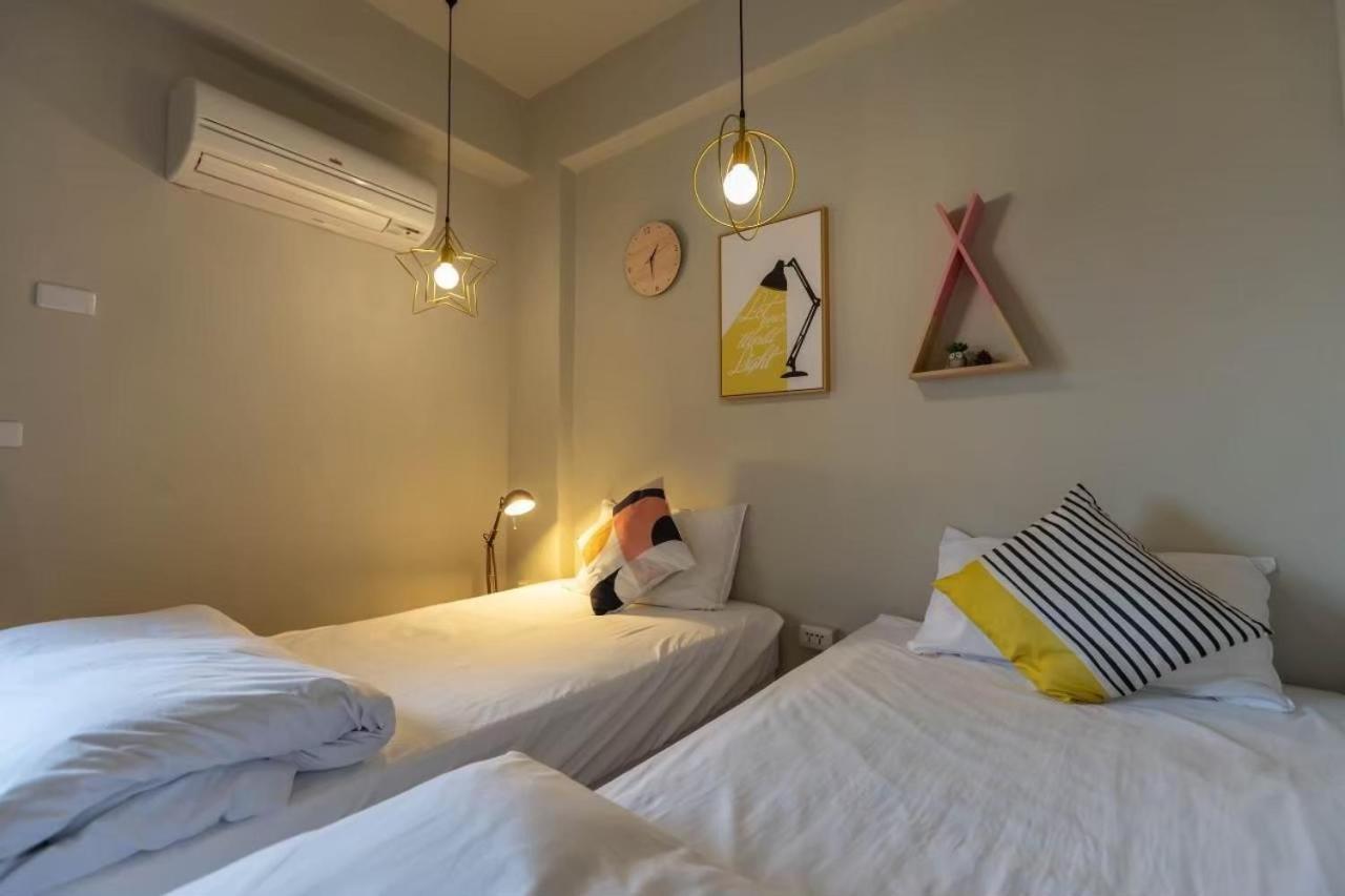 Cozy House Hostel Kota Hualien Bagian luar foto
