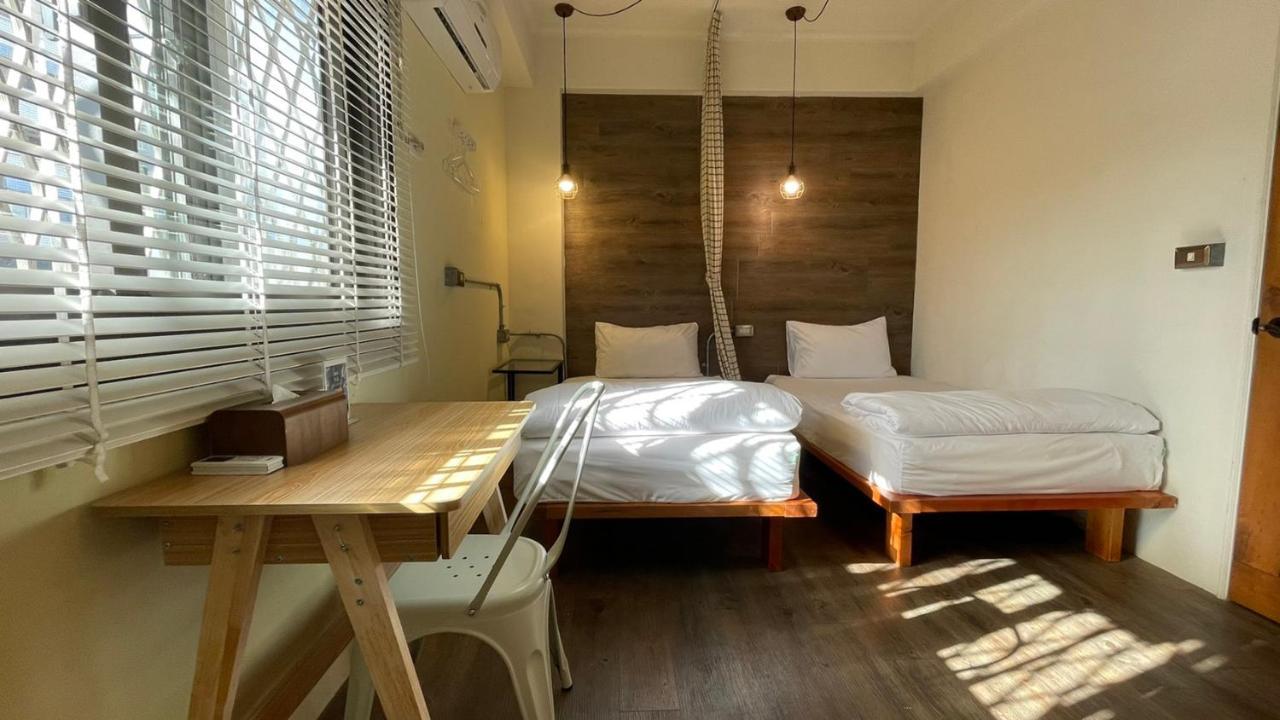 Cozy House Hostel Kota Hualien Bagian luar foto