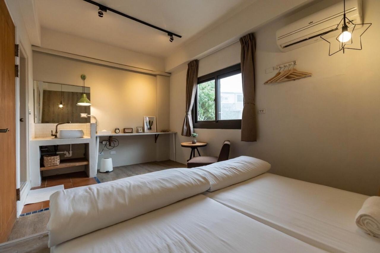 Cozy House Hostel Kota Hualien Bagian luar foto